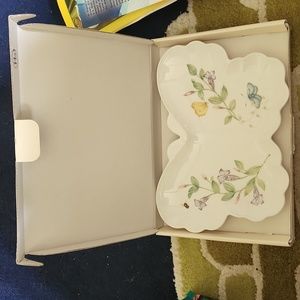 Lenox Butterfly Shaped Plate Butterfly Meadow by Louise Le Luyer Floral and Bee